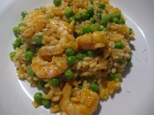 Risotto with shrimps and green peas