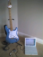Guitar, iMic, iBook and GarageBand