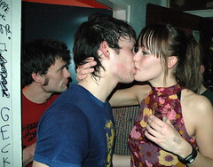 Maurits of the band Gem backstage kissing his neighbour Frederike. I wish I had a neighbour like that... :)